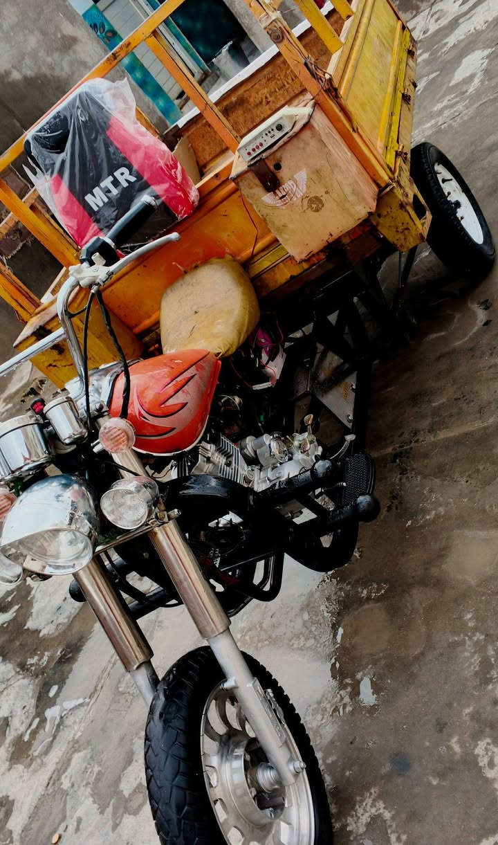 السلام عليكم ستوته اغراض للبيع 2017 المكان بصره الزبير الاستفسار رقم الهاتف***********
