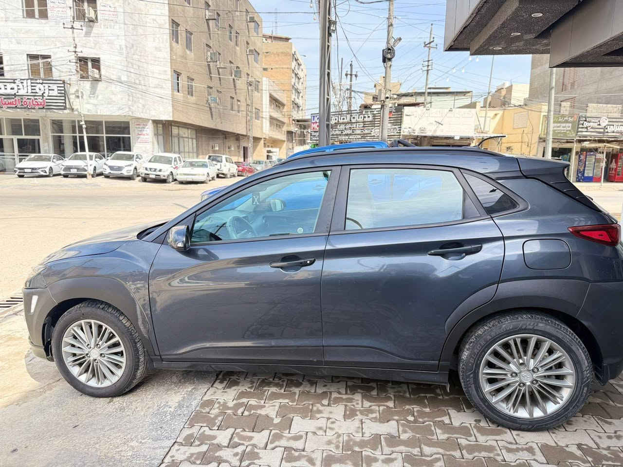 السلام عليكم
كونا للبيع 
موديل 2020 وارد امريكي ضرر بنيد مصبوغ فقط 
محرك 2000 دوش 
ماشية 88000 مايل 
رادار امامي وخلفي 
كاميرا خلفية 
بصمة تشغيل +  ابواب 
كير AT اعتيادي 
رقم بغداد 
للإستفسار *********** اتصال + واتساب
