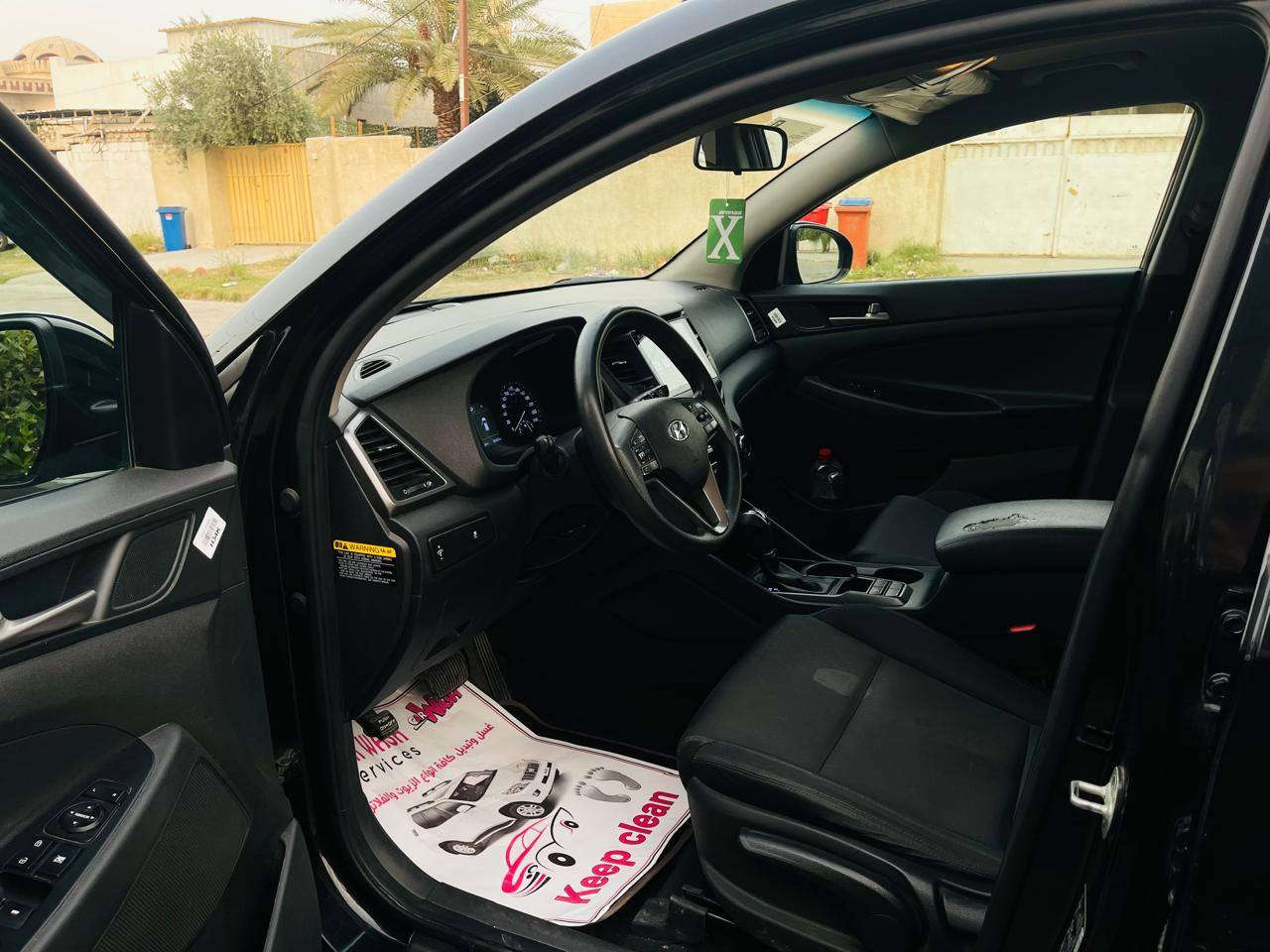 السلام عليكم اخواني
توكسان للبيع فقط موديل 2018

رقم اربيل هزه ورقم جديد 

ماشيه 69 km

السياره جديده وارد امريكي حادثهه بنيد وشبر صبغ بل جاملغ بدون دواخل

مابيهه ولا شخط ولا رصعه 

صدر جديد 

تايرات جديده 

حساسه دعاميه 

كير مكينة مكفولات 

تدفه كشنات 

شاشه كبيره تدعم الكار بلي 

كامره دواره

السعر المطلوب 145$ 

الاستفسار الاتصال ***********
