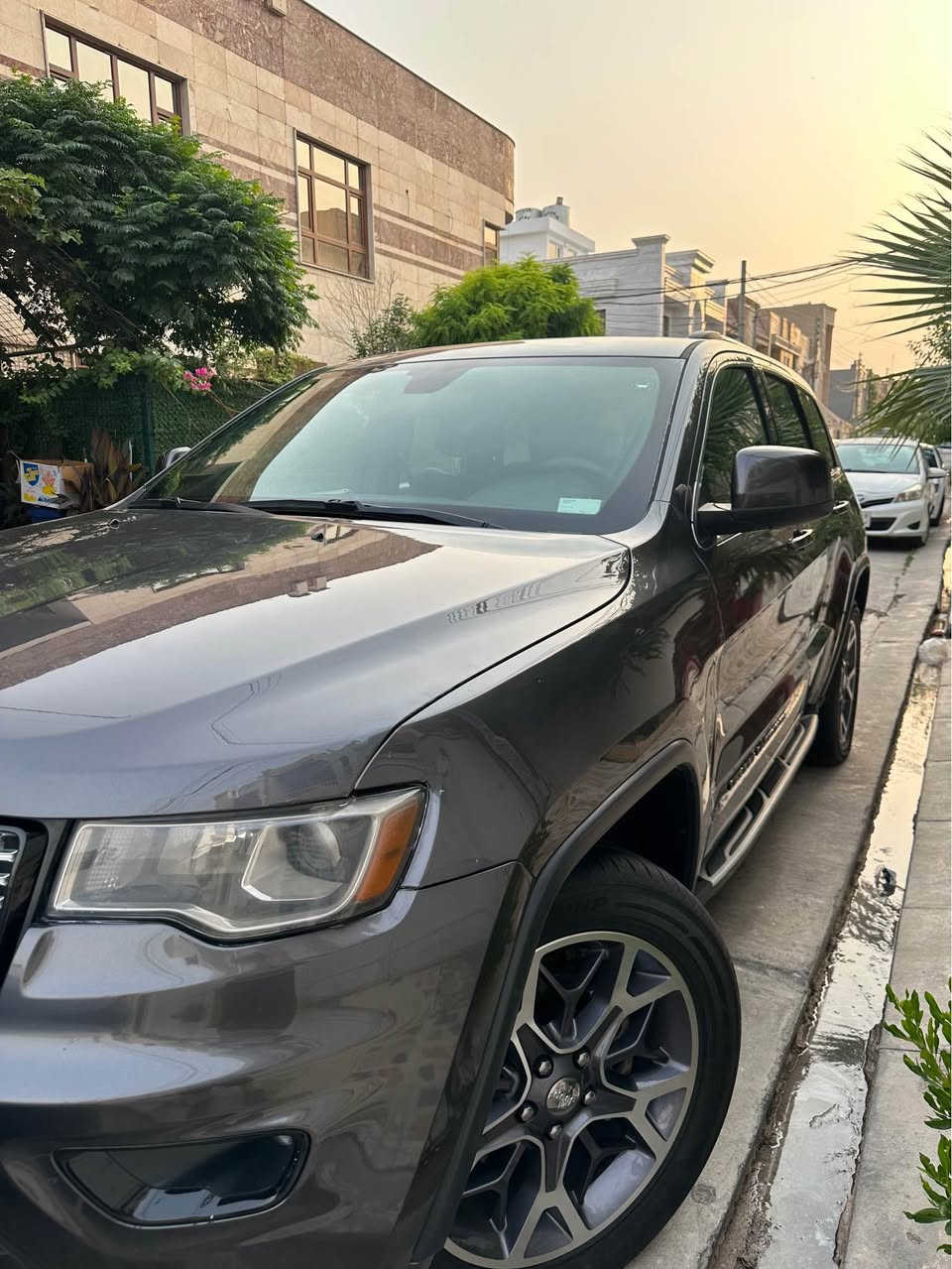 Jeep 
دوو ده رگاى بيلاد گؤ راوه 
بئشوبشت  كه  په س 
به س جاملغ سوبغ
ده بل اكسل به س مه و مواسه فاتي تر أربيل, العراق


**إذا كنت صاحب هذا الإعلان وتريد حذفه لأي سبب، رجاءا أرسل رسالة إلى الدعم الفني**