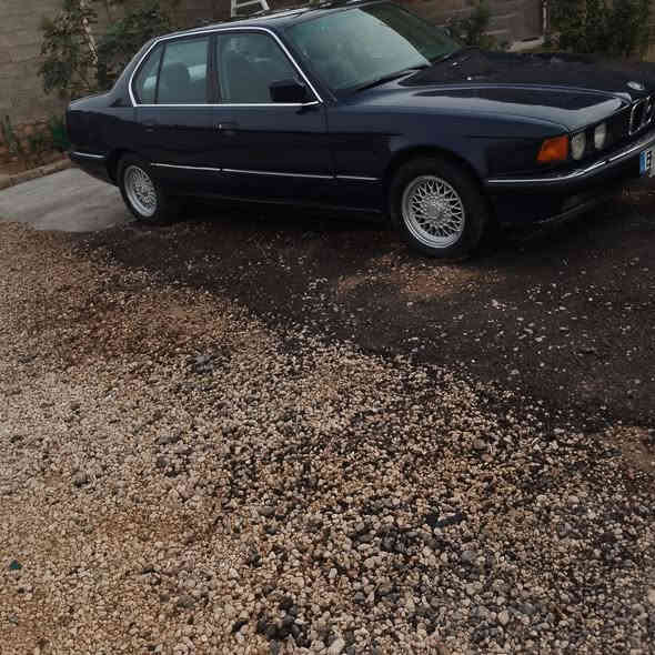 السلام عليكم
للبيعBMW 

موديل 91مصبوغه عام لجماليه 
كير اوتوماتيك محرك واكسل كفاله 
تبريد وتدفئه شغاله ستنر لك شغال 
سياره ماشاءالله عليه سعر 45وبيه مجال تريد تحويل تريد وكاله استفسار على هذا الرقم *********** وبي وتساب 
مكان سياره الانبار القائم
