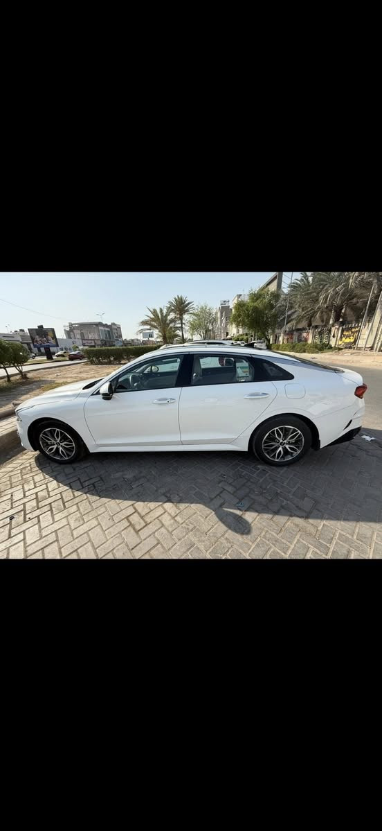 موديل2022

محرك 2000دوش

خليجي 

ماشية80 

فول موصفات للاخير  باسمي رقم اربيل هزة جديدة 
 بيه بارد اصبعين بالصندوك وبالبنيد ووجاملغ عكس السايق 
السعر ١٨٨ وبيه مجال 

0783 864 5899
مكاني بغداد المشتل
