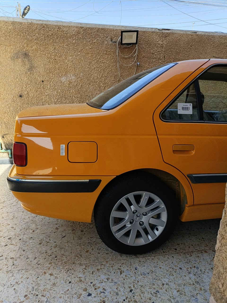 سلام عليكم بيجو بارس 2021
السياره كفاله عامه منضومه غاز مكينه كير مكفولات علا وضع الشركه ماشيه 90الف مدوشمه عام هيىه غرامات مصفره هزه جديده سنويه جديده السياره علا وضع الشركه تخم تاير جديد كبل للشارع المكان بغداد الجديده ***********السعر 67وبيه مجال قليل
