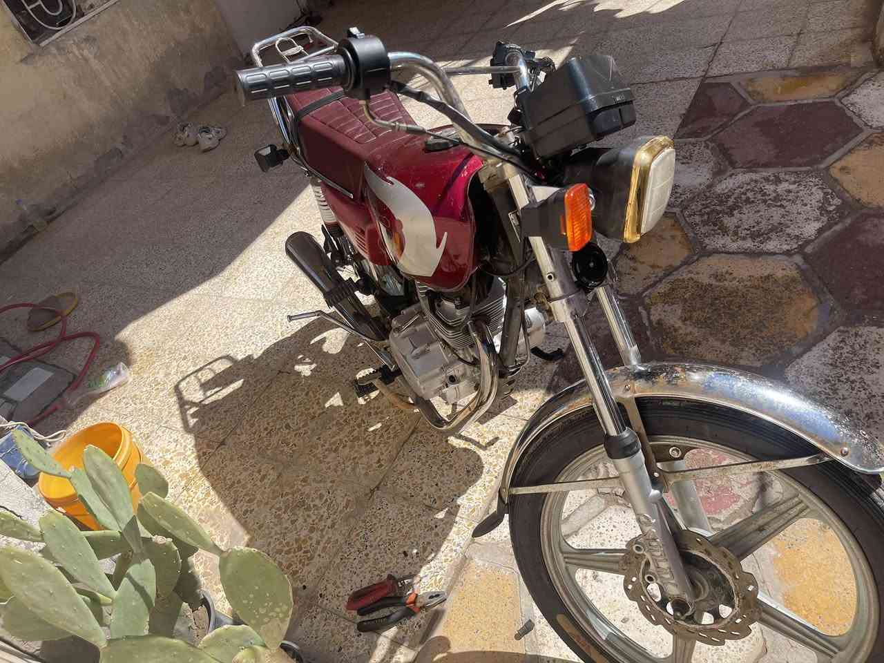 سيفان موديل 2019اوراق أصولي كهربائيات شغالة السعر 500وبيها مجال قليل مكاني بابل 
 
***********بي واتساب
