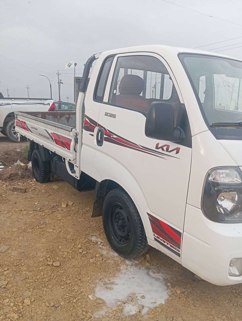 سلام عليكم ورحمه الله وبركاته
اخواني الاعزاء كيه موديل 2016 مكفولة كفالة عامه رقم ذي قار تحويل ثاني يوم السعر 110 وبيه مجال سياره خير من الله 

مكان السياره ذي قار قلعه سكر واني بل خدمه اللجميع والشراي بيي خير ويدل رقم الهاتف ***********//***********
