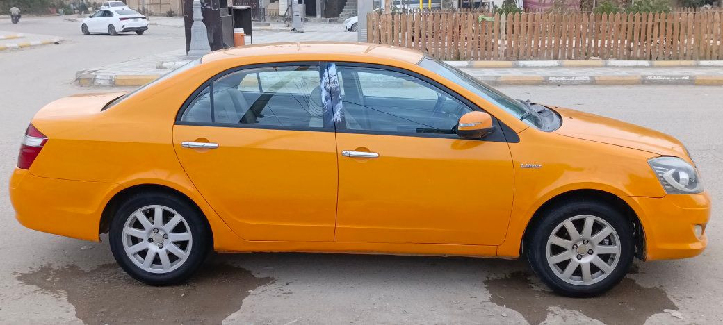 جلي موبل مديل 2014  معمره دوس وهلالت محور نحله 1800 كير اوتوماتيك سنويه منتهيه 2026/1/26 حداديه خير من الله  دواخل بلكارتون بعدهي شخط مابيهن كهربائيّات كله شغاله بيه منظومة زنون  تبريد نقص بس غاز  رقم بصره الاماني مشروع وطني سعر50وبيه مجال
 العنوان ناصريه مركز 
***********
