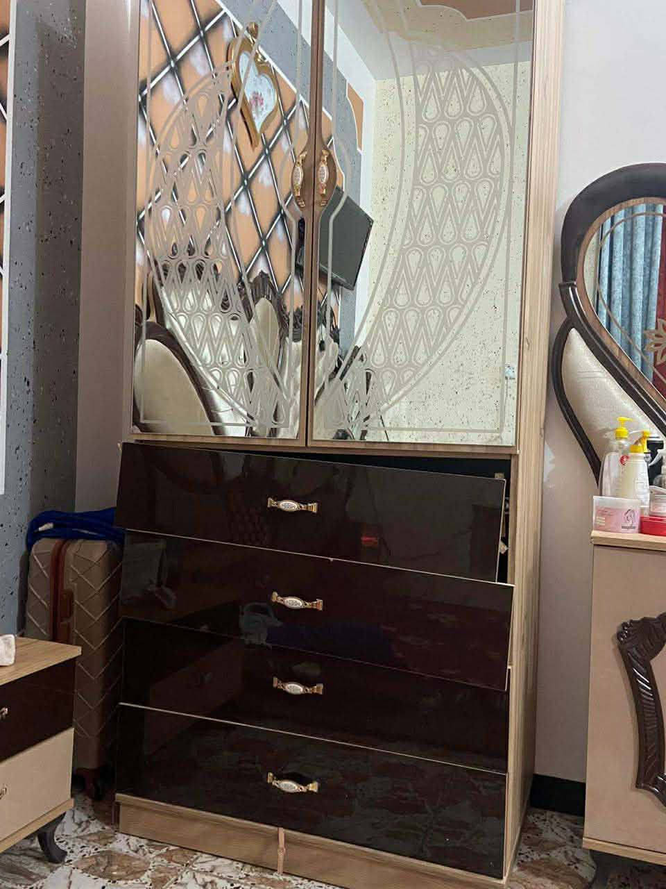 غرفه تركيه للبيع بس الجراره يرادلها تصليح سعرها 350النساف البعلوان


**إذا كنت صاحب هذا الإعلان وتريد حذفه لأي سبب، رجاءا أرسل رسالة إلى الدعم الفني**