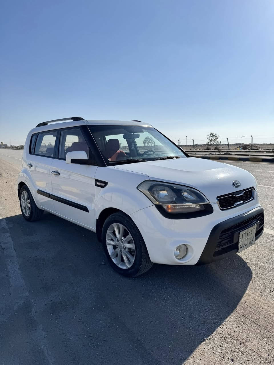 سلام عليكم
كيا صول 2014 خليجي 
كفاله من عده شبر ب باب لوره صبغ فقط 
مكينه 1600 ماشيه 149 
كير 
مكينه 
حدديه
تبريد
تدفئه
سياره جاهزه مابيها اينقص 
سعر 110 وبيها مجال 
العنوان نجف للستفسار ***********
