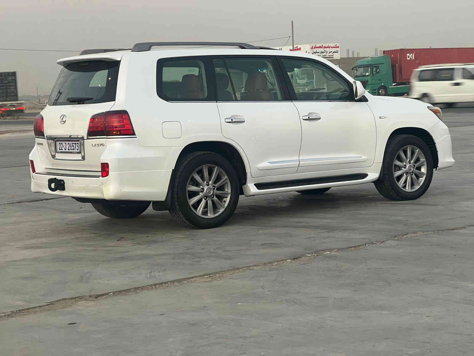 لكزز ٢٠١١ كفاله عامه حتى رصعه مابيها شرط السونار رقم اربيل تحويل بريم فول اعلى فئه داخل احمر معروف مواصفات البريم مكينه 5700 كفاله ممفتوحه كير كفاله السياره مكفوله من كلشي وجاهزه ع الاخر مكان السياره صويره واسط السعر 380 وماكو هيج سعر بلنسبه لنضافتها رقمي ***********4
واتساب***********
