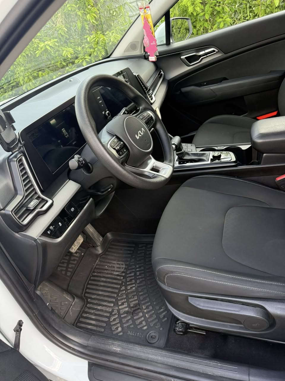 السلام عليكم
كيا سبورتج2025  

بصمة تشغيل 

بصمة ابواب 

تشغيل عن بعد

مري شفط 

سايد بريك دكمه 

رادار جانبي 

رادار خلي + كامره 

تحكم ستيرن + شفتات بالستيرن 

3 انظمة قيادة سبورت نورمل عادي 

تبريد قطعتين 

تبريد منفصل 

مانع انزلاق 

اوتو هولد 

ماشيهالسياره 29الف

السعر 223 

مكان السياره بغداد جسر ديالى  ( ***********  )      ( *********** )
