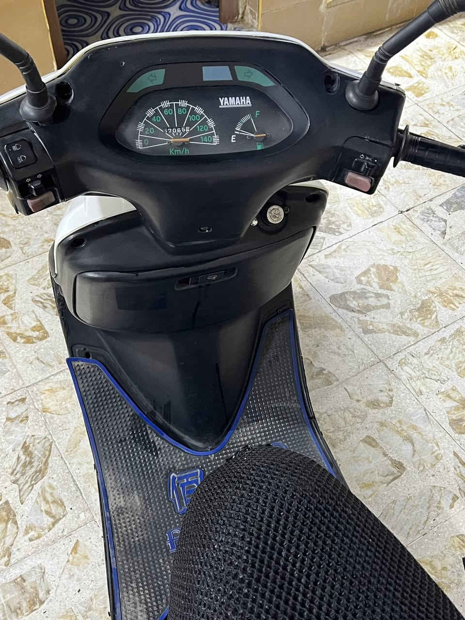 سلام عليكم 
دراجه فراشه فظائي دراجه مرتب حلو مكينته ناعمه خير من الله كهربائيات شغاله دراجه تخربط كابريتر تجاري الي بيه يحتاجله  كابريتر وباتري شلعة ومعدله مرتبه الي تفيده يتصل ***********
وبيه مجال بسعر  ديالى بعقوبه
