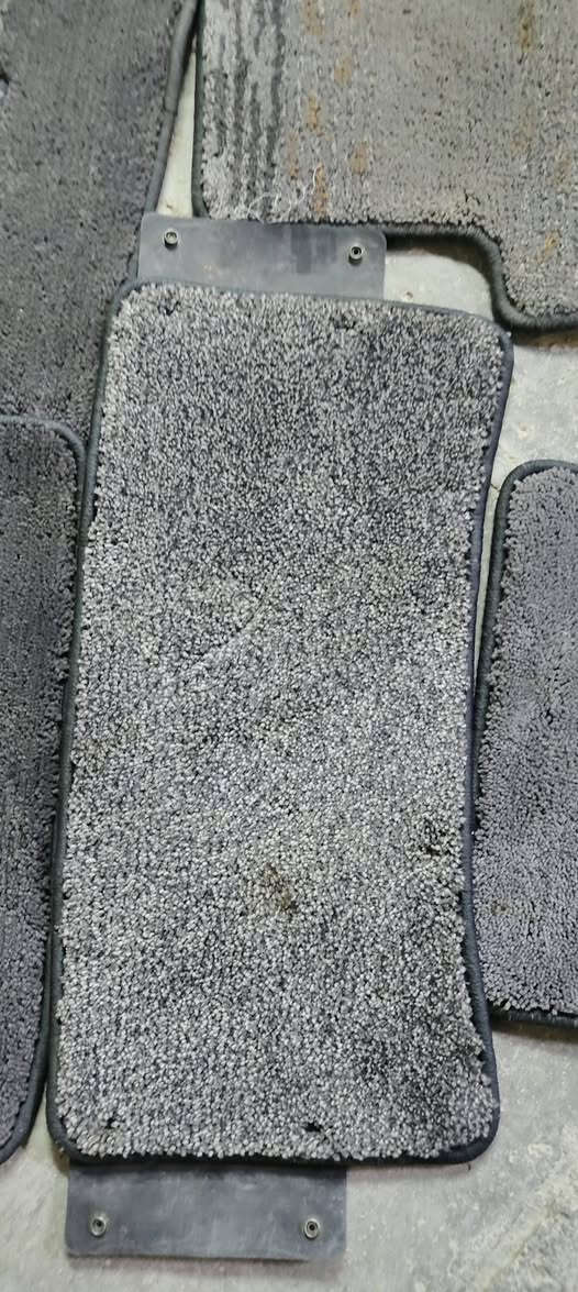 كاعيات ملكه اماراتي 
مامستعملات  نضافتهن كدامك 
مكاني الناصرية قضاء الشطره يوجد توصيل 
***********
