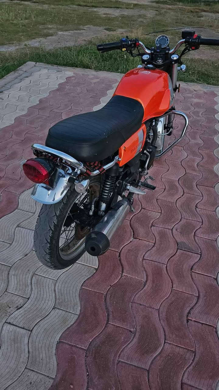 لايتي للبيع اوراق كامله اصولي مديل 22طالعه ب23 سعر 1700بيه مجال بسيط للشراي 
مكان كربلاء


**إذا كنت صاحب هذا الإعلان وتريد حذفه لأي سبب، رجاءا أرسل رسالة إلى الدعم الفني**