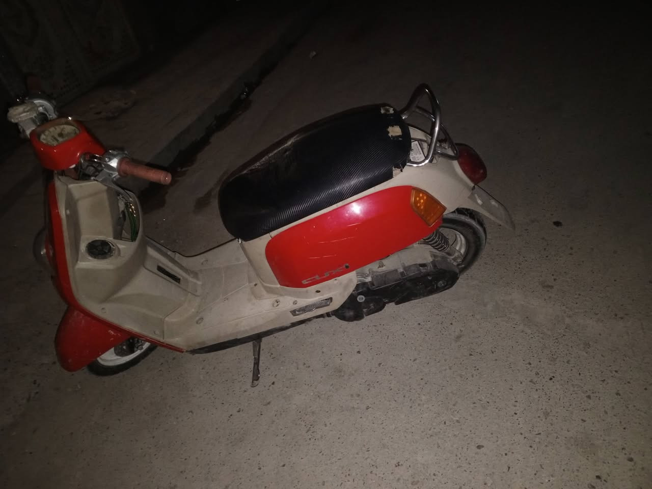 سلام عليكم شباب دراجه بوليس دراجه كامله بس بيهه  لاستيك ولف مكاني الحسينيه الراشديه سعر 350بيهه مجال ***********بي واتساب
