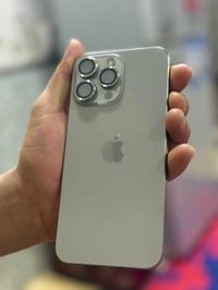 نسخة الشرق الاوسط • بطارية ٩٠ • نضافة ١٠٠