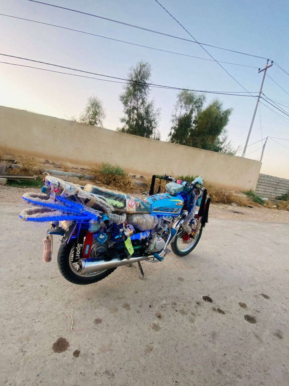 يا الله دراجه تايكر موديل 24 مكفولة من كلشي اوراق كامله محرك مكفول السعر 700وبيه مجال شراي يتصل ويدلل ***********ديالى شهربان 👍🫡
