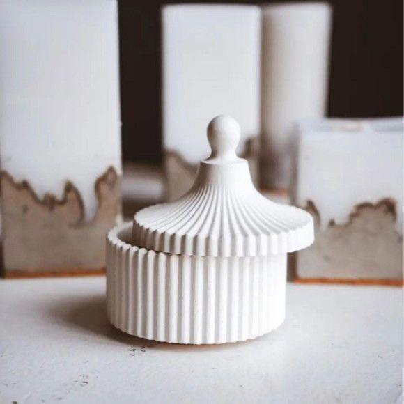 متوفر شموع معطرة وفوحات وديكورات حجر


**إذا كنت صاحب هذا الإعلان وتريد حذفه لأي سبب، رجاءا أرسل رسالة إلى الدعم الفني**