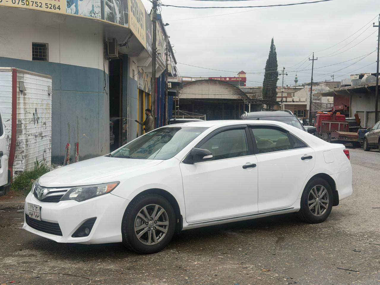 كامري 2012 دوو قطعة صبخ سعر 135و مجال و غرامة 32ورقه سه ره دى زبه ر سعرى هينه خار 
*********** زاخو, دهوك
