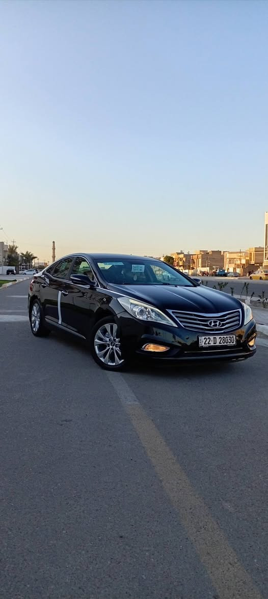 السلام عليكم
من رخصة الادمن المحترم
للبيع بالنقد فقط بدون اقساط ولا مراوس 
هيونداي ازيرا خليجي 2012 مكفوله من الصبغ والحادث عدا بارد شويه بالجاملغ الخلف السايق كلش بسيط 
رقم اربيل الدولي جديد سنويه جديده شرط التحويل
كير ومكينه شرط الفحص اخوان منزل مقطع فديو وتفاصيل كامله
مواصفات نص فول
تحكم ستيرن
كراسي كهرباء
كشنات جلد
داخل لونين
صاجات
مري شفط
اشاير بالمري
يدات نيكل
تبريد قطعتين
بردات خلفيه
براجكتورات
لدات امامي وخلفي
حساسات امامي وخلفي بلاد
اواكس +US B
سماعات دمام اصليه 
لايت اوتو
 خمسة ويل كب 18 اصلي
تبريد ثلج
تدفئة شغاله
صدر امامي وخلفي بحاله جيده
مكينه ٣٣٠٠ دوش بحاله جيده
باتري جديد
السياره حلوه وجاهزة للجناي مكاني بغداد الكرخ السعر ١١٦$ مجال بسيط حك الجيه للشراي للاستفسار الاتصال بالرقم *********** ( تعال شوف السياره واحكم بنفسك وتدلل) ترايها اخت الزيرو بالعافيه عالياخذها وتحياتي للجميع
