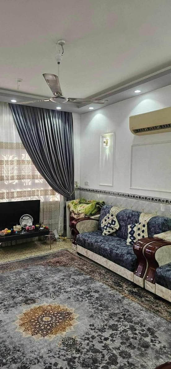 🏘️ دار للبيع 🏘️

النوع طابو زراعي سند ٢٥ 
المساحه  ٢٠٠ م

#الواجهه ١٠ متر
#النزال ٢٠ متر

#تفاصيل الدار يحتوي علئ طابقين

#الطابق الأول (استقبال +صاله +مطبخ +غرف عدد ٢ 
صحيات + كراج وحديقه)

# الطابق الثاني (٢ غرف نوم +كلدور)

📍العنوان 📍
حله شارع 60 المحاربين خلف حامورابي 
   عرض الشارع 30 متر ✅ 

السعر مناسب جداً بالنسبة للموقع 
✅ السعر ١٨٨ مليون قابل للتفاوض 

للاستفسار اكثر مراسله البيج
او الاتصال ***********
او واتساب ***********

عنوان المكتب حله حي الصحه فرع جامع الهندي

ملاحظة عموله المكتب ١٪
