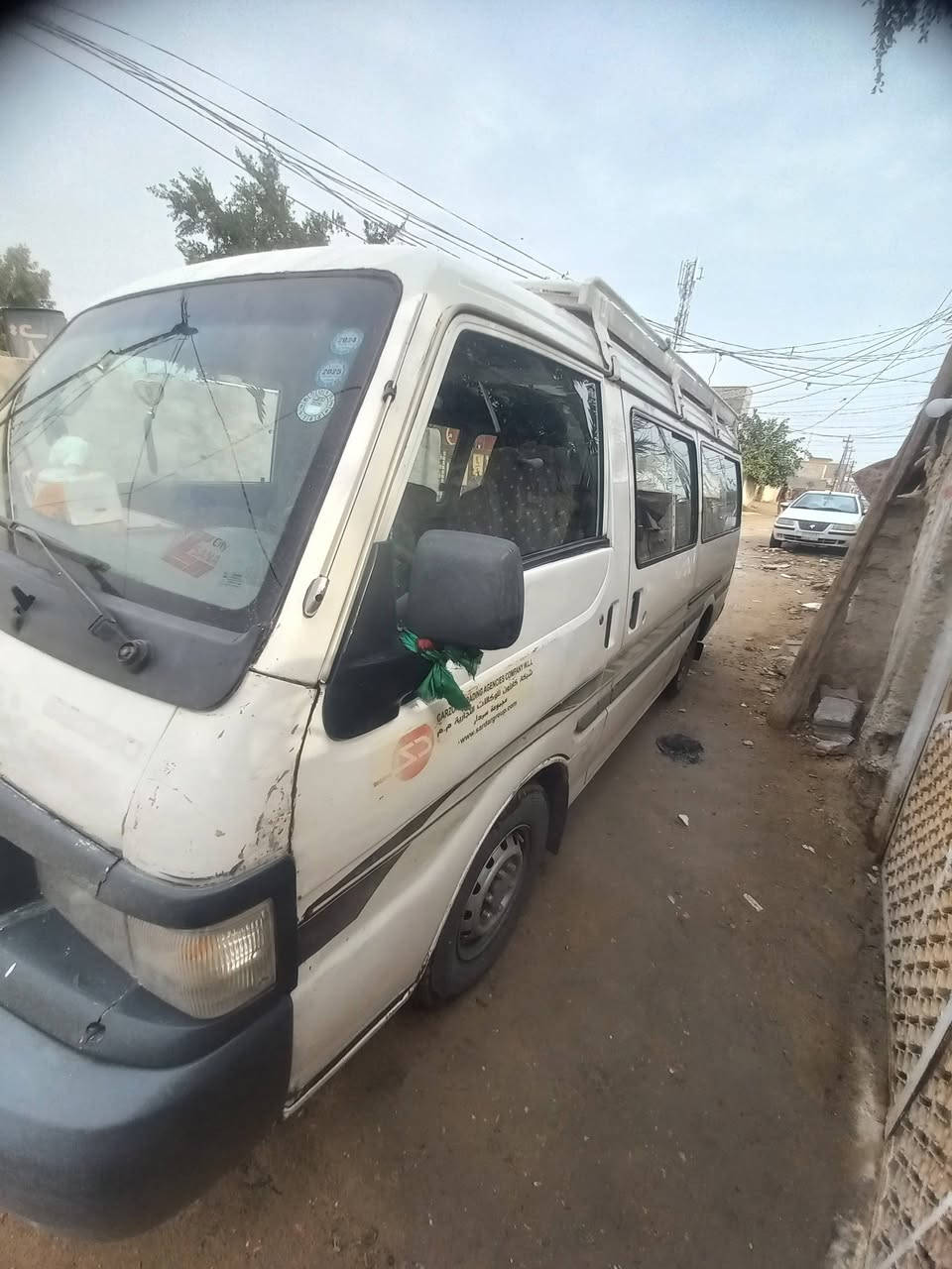 سلام عليكم مازده بومه 2009 للبيع جاهز مكينه كير اكسل مكفولات سياره جاهزه خط حي الحر تدخل كراج اي استفسار على الرقم ***********
