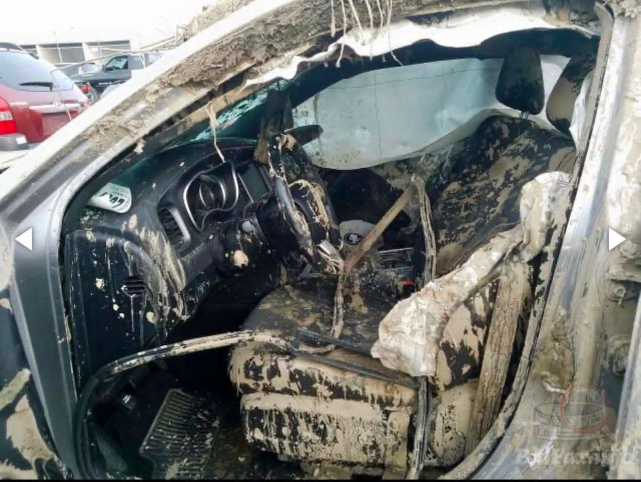 سلام عليكم جالجر موديل 18  ماشية 184  حادثها كدامكم تغير لون مصبوغة عام سعرها 150 وبيها مجال بسيط ***********
