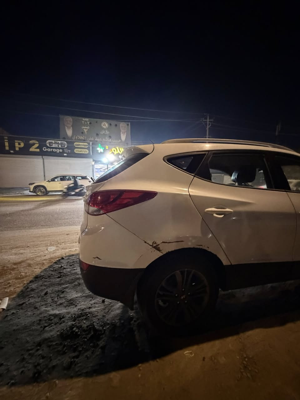 توكسان ٢٠١٥ للبيع ماشيه 159  الف بيه جاملغ خلفي بارد وبعض الطخات كما موضح في الصور السعر 147 وبيه مجال للاستفسار على الرقم  ***********
