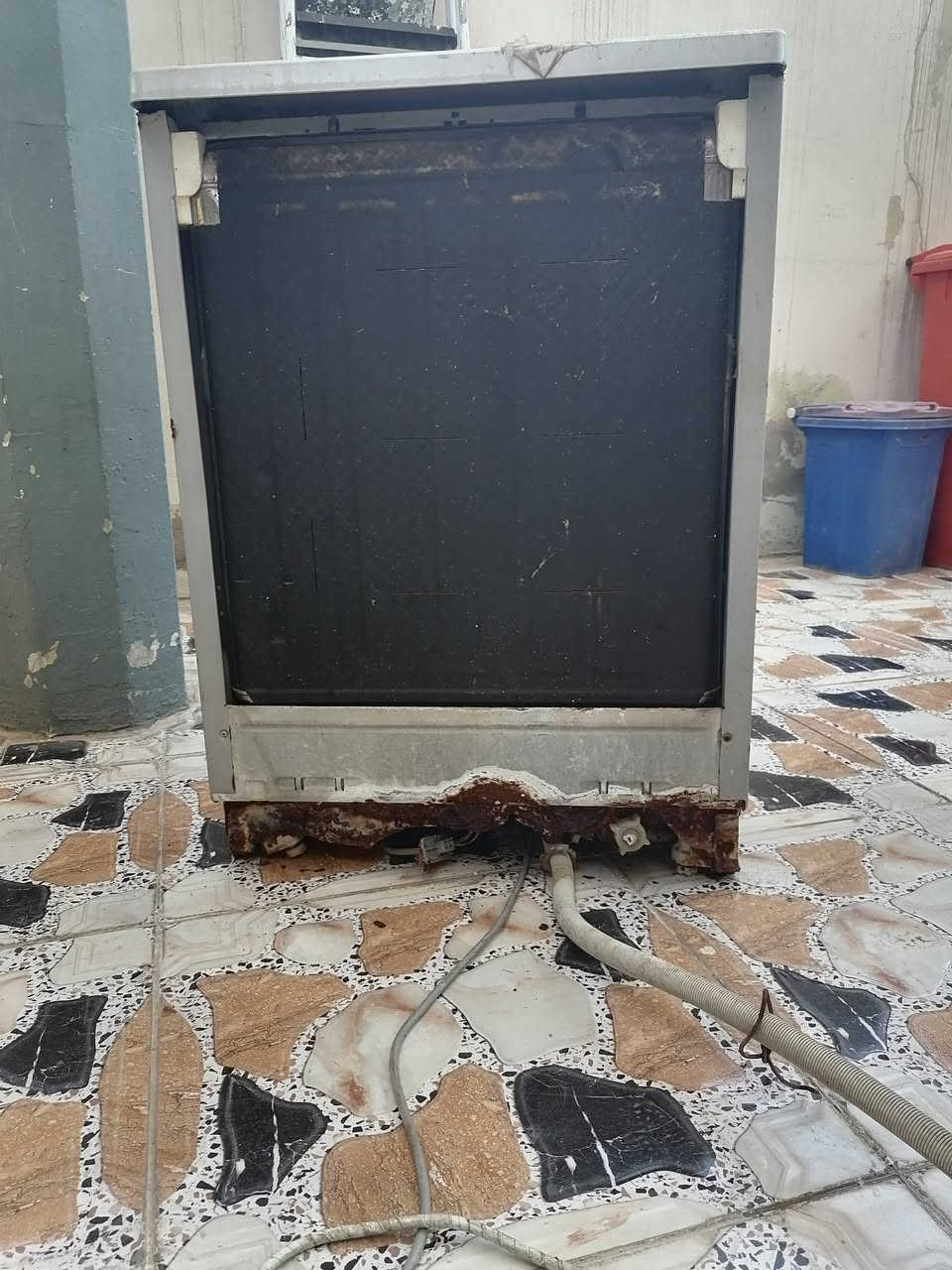 غسالة مواعين Beko متروكه فقط المروحه ماتشتغل كدام العين سعرها 40الف مكاني حي الواسطي 
***********
