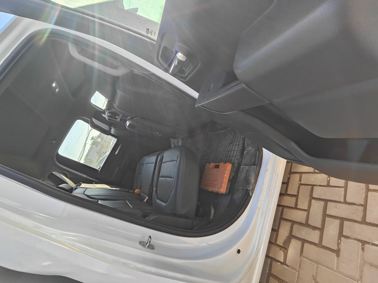 سلفراود موديل 2023 فحل وارد امريكي مكينه 8سلندر 2500HD سعة المحرك 6600 دبل قماره حادثها فقط باب امامي وباب خلفي السايق بجم.كبس شركة مابيها اي نقص ماشيه 10الالف ميل بيها تحكمات شاشه كروس سرعه جلد 

السعر 30 وبيها مجال 

مكاني الوزيريه ***********
