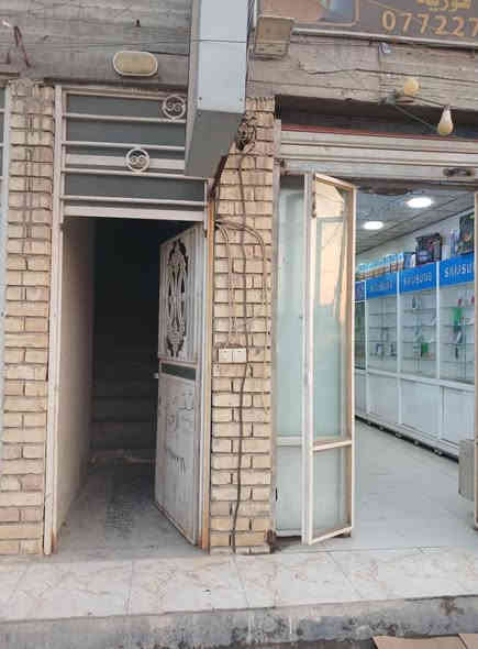 السلام عليكم بنايه للبيع
تحتوي على اربعة محلات وشقه ارضيه  وشقتين طابق اول 
وشقتين طابق ثاني نقص تشطيب 
العنوان البلديات قرب الصحفين 
شارع الكهاوي  مجاور ابو حيدر المعالج 
الشقق الثلاثه مؤجره 
والمحلات مؤجره 
للاستفسار ***********
