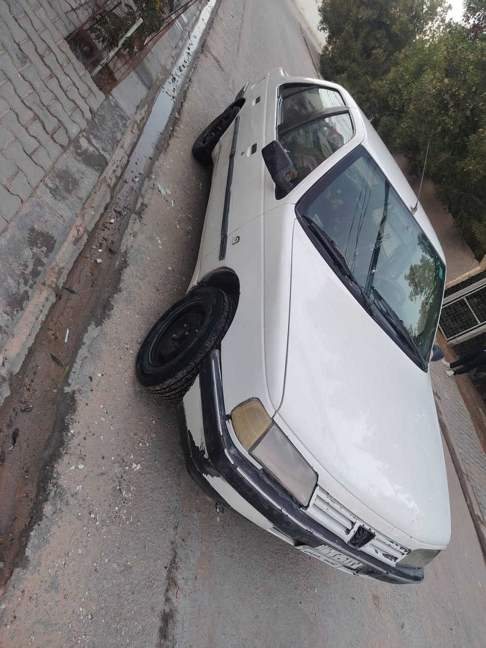 السلام عليكم بيجو روى ٢٠١٠ للبيع فقط سياره كامله مكمله تبريد كهربائيات كله شغال تخم تاير جديد مداور ثاني يوم عنواني نجف ***********

السعر 23 وبيها مجال
