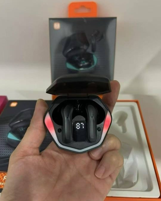 ١٥ الف توصيل مجاني
‏ايربود احترافي بشكل انيق جدا من ماركة Aroma مع مزايا الصوت العالي واضاءات  RGB المميزة


**إذا كنت صاحب هذا الإعلان وتريد حذفه لأي سبب، رجاءا أرسل رسالة إلى الدعم الفني**