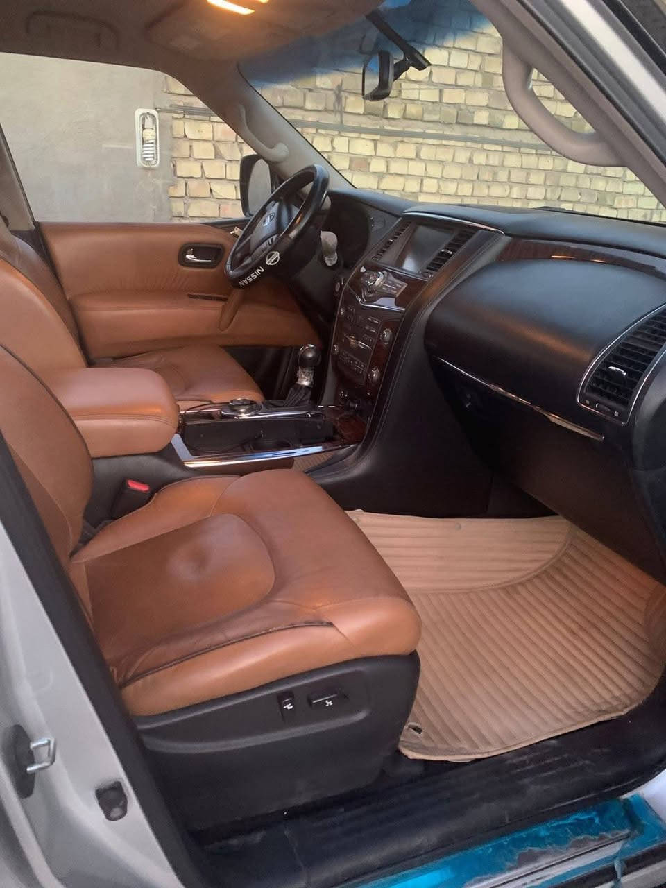 نيسان باترول ٢٠١٤ خليجي كفالة عامة
رقم بغداد مشروع وطني بأسمي
بلاتنيوم ٨ سلندر فخامة عالية 
دعاميات محدثة والبلاديات موجودات ايضاً 
مكانها بغداد الرصافة 
السعر ٢٦٠
***********
