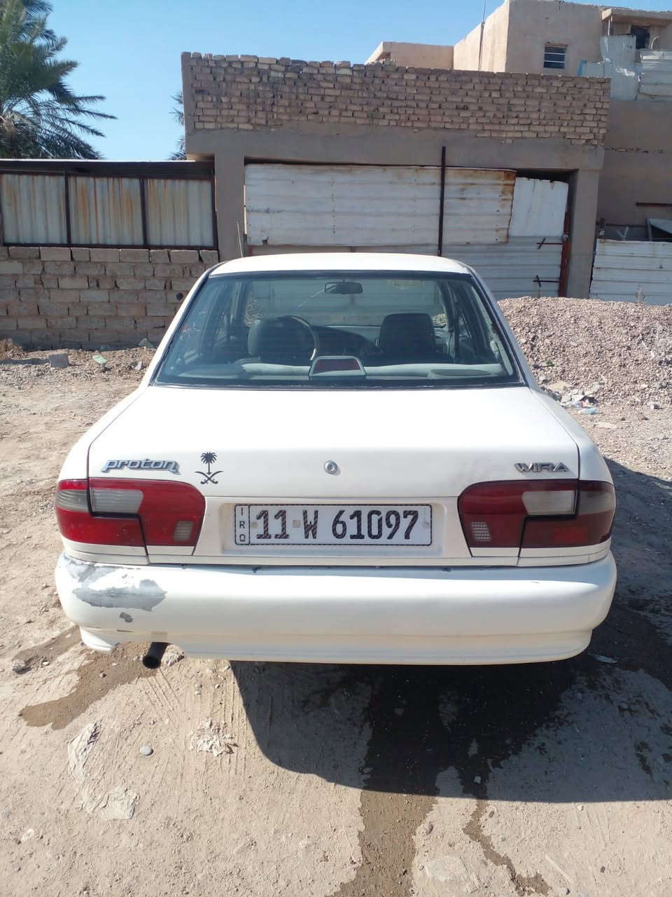 السلام عليكم بروتون للبيع موديل 2004مكفولة سعر 57 بيها مجال بغداد***********
