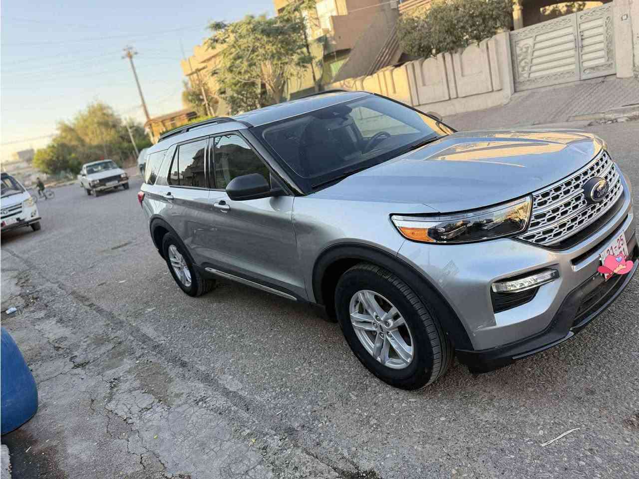 اكسبلور 2023 ماشية 26 الف موصفات XLT سلفر لون محرك 4 توربو جديد دخلت للعراق تترقم شمالي كشنات Vip و7 راكب و3 قطع تبريد مركزي وإياب وجنطة بصمة وكهربائي وتحكمات وكامرة ورادار وحجر صالنصا كله بلادي 

سيارة 🚙 بدون صبغ بدون فتح بدون شخط بدون تبديل بدون غرق بدون كلشي فقط حافة جاملغ سكن شبر تعديل بارد فقط لأغيرها ودواخل 100‎%‎ سليمة والإرباكات سسستم شركة شادله كلا يشتغل بدون عيب 
مكان سيارة كركوك حي عسكري سعره 220 مجال للطيبين 
***********
