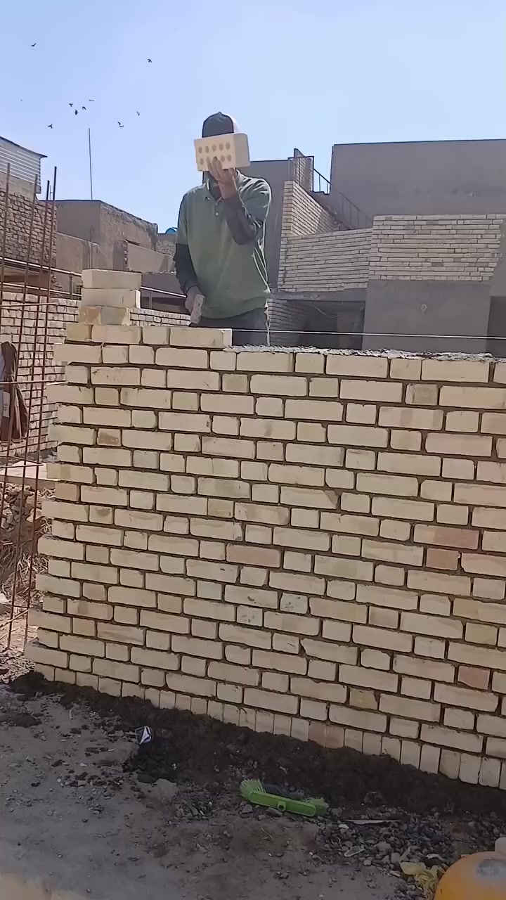 السلام عليكم خلفه اشتغل بناء كرسته وعمل او عمل فقط بغداد فقط التوصل خاص او عبر الرقم *********** متوفر واتساب
