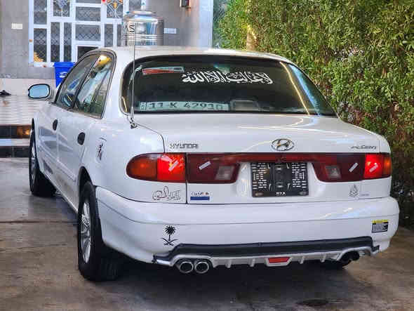 بس جناي سوناتا يخابرني لن يعرف قيمتها ...
للجنايه فقط ...
وجماعه اليكسرون بسعر الله يسامحهم النضيف غالي و السياره متعوب عليه 
(((ميعجبك سعر عوفه ليدور جديد هوه هاذه جديد ع أيدي بعده شركه )) سياره ممستخدمه يعني جانت متروكه عد سخص من نادر اكو هيج سيارات 
السلام عليكم..... 
سوناتا تو 1995..... 
رقم بغداد....  الدولي الجديد هزه جديده 
شرط التحويل...  مشروع وطني 2028 

(( كير اوتوماتك ))

مكفوله من ضربه ولكص ول خياس ....
كهربائيات ع وضع شركه ولا ملعوب بيه... 
 دوشمه مدوشمه أحسن شي
ويل كب 
تبريد  تدفئه نار  ..تخم تاير.... جديد بأيدي شاده  قبل يومين...كير ومكينه خير من الله...... بشرط فول
كهربائيات كله شغاله بلادي.... 
حته ل اريل كهرباء
شرط لغود وتكم عله وضع الشركه مملعوب بيه....
كيجات كله شغاله حته ل بانزين هم يشتغل ..
نعومه ماشالله صاعد حديث 
سياره ما بيه كل عيب تخبل ول ياخذه  يرحملي من وراه 
دشبول يخبل ..
 
شرط لاضربه ولا طخه ولا كص و خياس  ولا كلشي وين ميعجبك روح افحص  ...
صدر خلفي أمامي كله جيد ما ملعوب بي عشركه  نعومه صاعد حديث ... بشرط ترايك 200 
غرفتها جديده ...دواخلها مثل كشنات شركه جدد ❤ ... ..مسجلها فول......كيجات كلها شغاله...
محرك مفتوح 20.0 (المرغوب)

السعر)( 52))بيها مجال

***********
***********

ميعجبك سعر عوفه لا تعليق رجان الله شاهد سياره متعوب عليه 
الموشراي لايضل ابكيفيه ينطي اسعار والسوك كلشي بي السياره محد يعرف قيمتها بس الجناي وبلحقيقه احله من الصور ❤️وحلالي عزيز مثل مانته عزيز ✋ 
ملاحظاه سياره كل ترويج ما بيه ❣️
