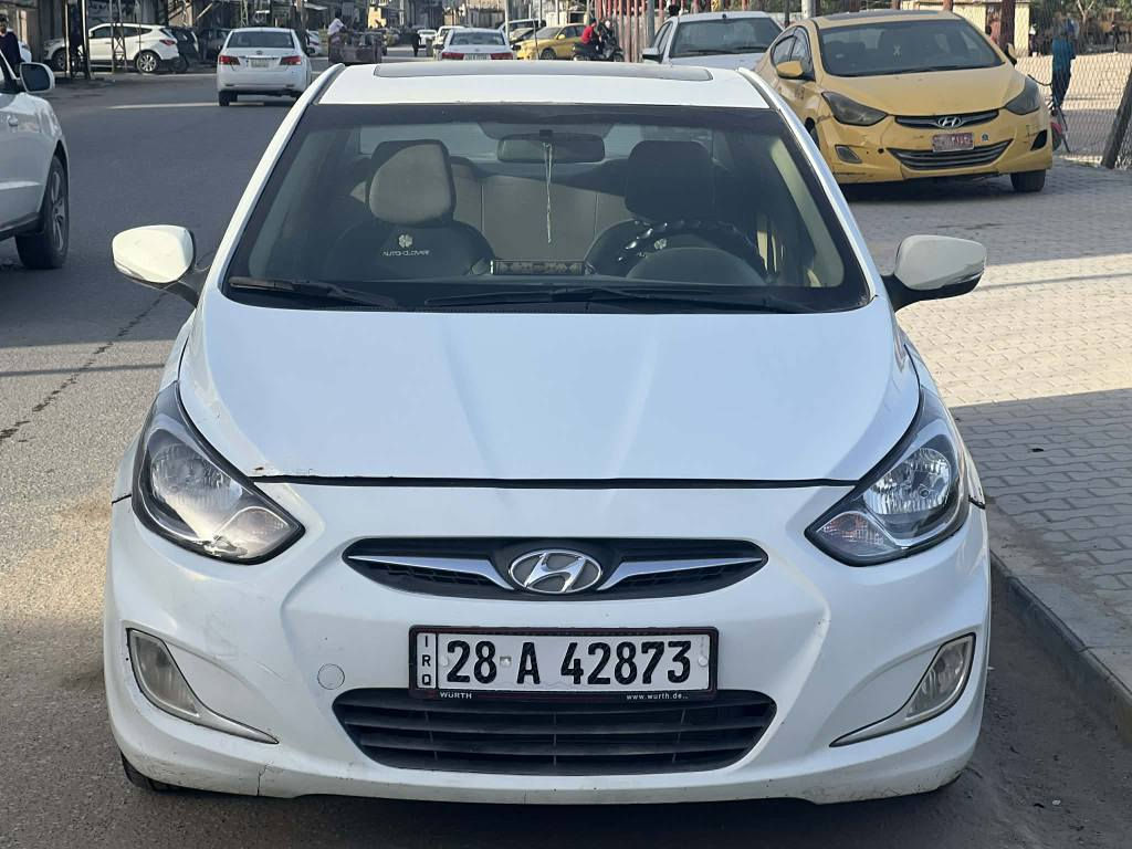 اكسنت 2015
لون ابيض
اشاير بالمري 
فتحة سقف
شاشه+ كاميره
تحكم ستيرن
رقم نجف دولي  باسمي
تخم تاير جديد
حداديه جديده
5 ويل كب
السونار مرفق
مكان نجف
للاتصال *********** النجف, العراق
