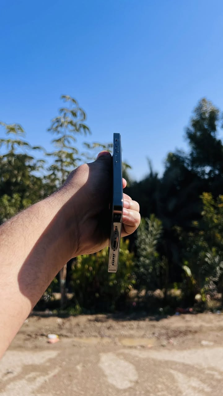 إسلام عليكم آيفون ١٣ برو ماكس مكفول من كلشي
جهاز نضيف كلش شوفت عينك بطاريه ٨٦
بلاديه ذاكره ٢٥٦ 
سعر ٦٥٠ مكاني حله اجبله ***********
