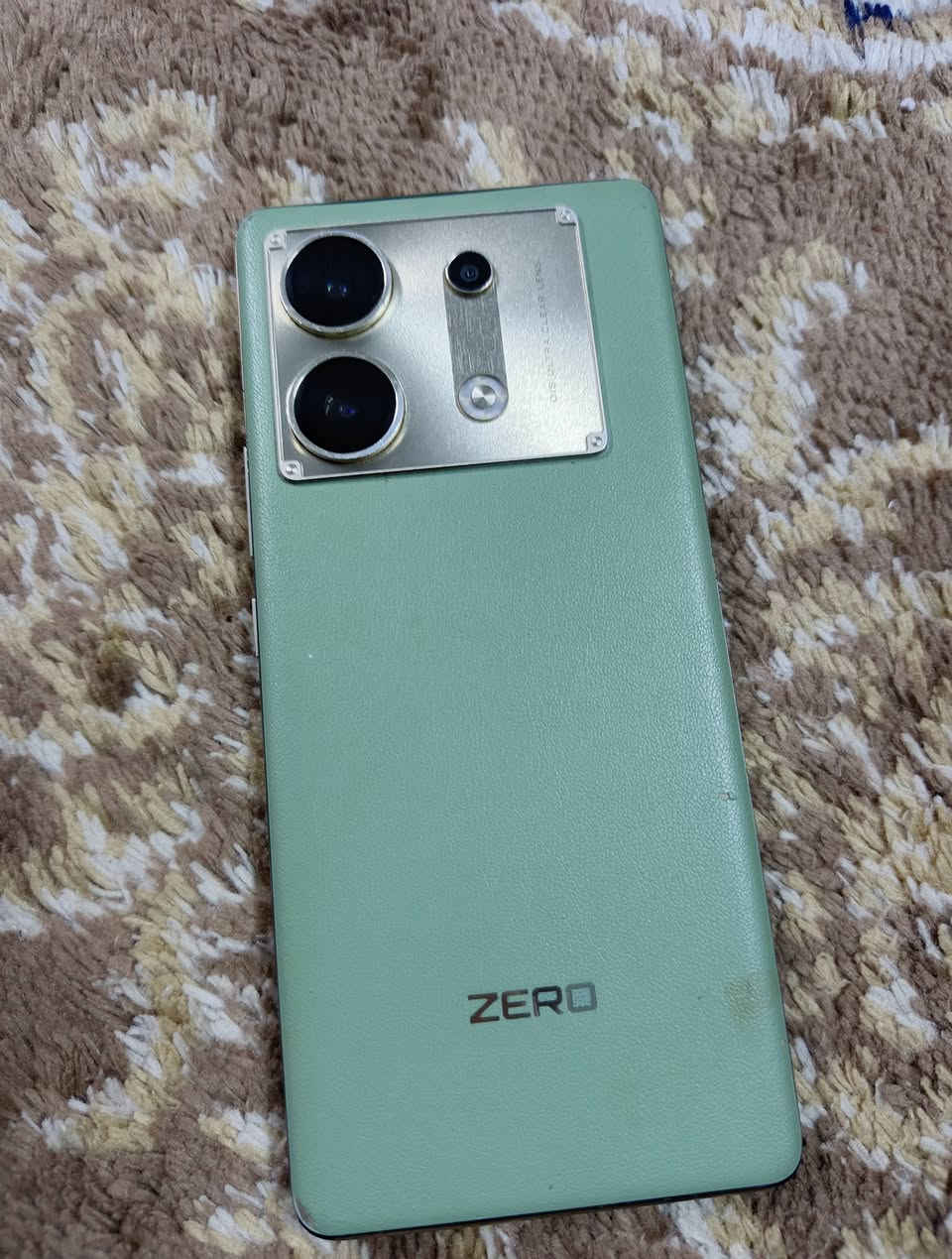 جهاز انفنكس زيرو 30 نسخة الفايف جي ذاكره 256 رام 24 شاشة سوبر امولد ايدج منحنية بمعدل تحديث 144 هيرتز بصمة ليزرية بل شاشة كامرة فوول 108 ميكا بكسل بطارية عملاقة 5000 ملي امبير دبل سيم كارت بوبجي ٦٠ فريم -٩٠ جهاز مليان مواصفات وبل شرط كل عيب مابي ومامفتوح فقط فطر شعري كلش بسيط بل شاشة ومامبين ابد كوة موضحة الكم بل صورة فطر شعري اي عيب ثاني مابي للبيع فقط سعرة ١٦٠ بي مجال جدا بسيط


**إذا كنت صاحب هذا الإعلان وتريد حذفه لأي سبب، رجاءا أرسل رسالة إلى الدعم الفني**