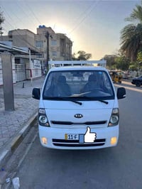 كيا بنگو  موديل 2018  رقم بغداد انكليزي بأسمي  مكفولة كفالة عامة ماشية...