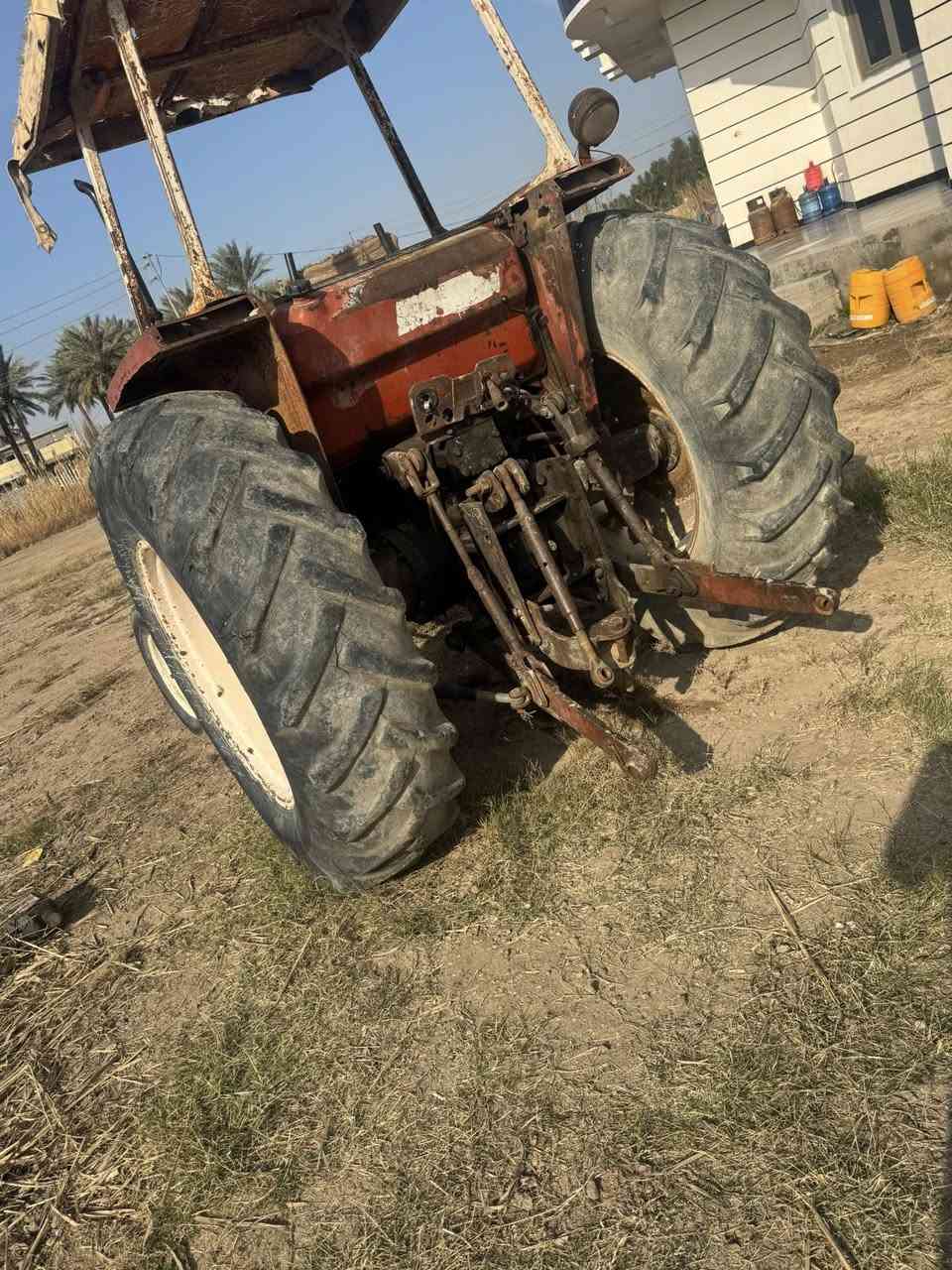 السلام عليكم مكينه للبيع وياه غراض موضحه بالصور السعر(سبع مليون ونص ) 
المكان بابل مشروع المسيب السريع الدولي قرب محطه جنه الفرات 
تفاصيل اتصل عل الرقم ‭٠٧٧١ ٨٧٤ ٣٦٣٢‬
