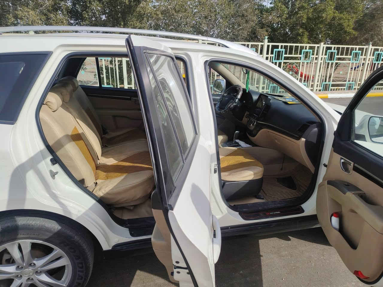 مكلف بالنشر
سياره  سنتافيه موديل 12 محرك 6 سبعه راكب  العنوان ميسان  المشرح رقم ميسان  السعر 147 وبيه مجال قليل للاستفسار الاتصال ع الرقم ***********
