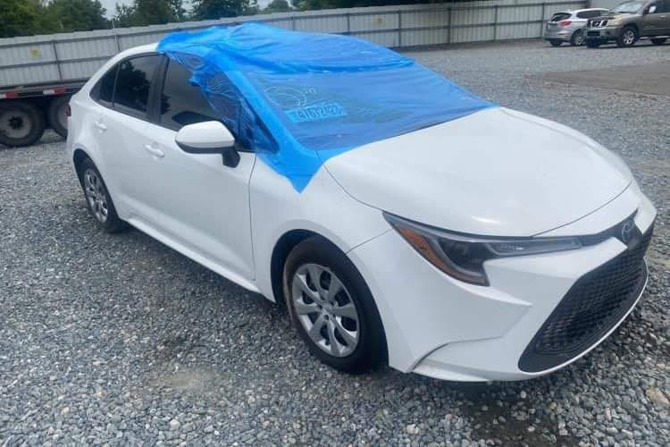 سلام عليكم
كورلا 2022 LE 
مكينه 1800
مكفوله لغود وتكم وشواصي 
هذا حادثها موضح بصوره 
كلشي بيها بلادي كهربائيات ميكانيك كله ع وضعه مال امريكا كلشي ممبدل بيها السنه الجايه تصير حره 
بيها ملاحظات بسيطه للتوضيح اكثر الاتصال ع الرقم 
*********** 
السعر 128
