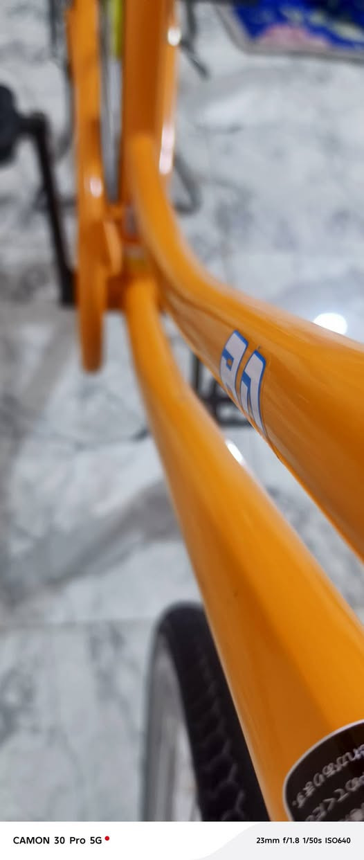 سلام عليكم بيسكل للبيع
الون 🧡

موديل 2022/8

غراضه جاهزه كلها 

نضافه 95/100 

شركه BD

(السعر 135 او مراوس ) 

مكاني ناصريه قضاء الغراف


**إذا كنت صاحب هذا الإعلان وتريد حذفه لأي سبب، رجاءا أرسل رسالة إلى الدعم الفني**