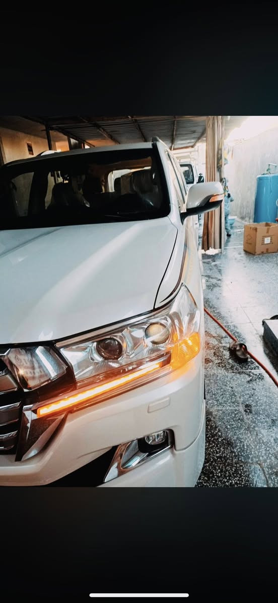 سلام عليكم عندي لاندكروز مديل ٢٠١٧ بريم ثلاث مرات مسوي بيه سونار رقم بغدادمكفوله كفاله عامه الاستفسار علا هاذ رقمي ‭٠٧٧٤ ٠٨٤ ٤٠٦٤‬
