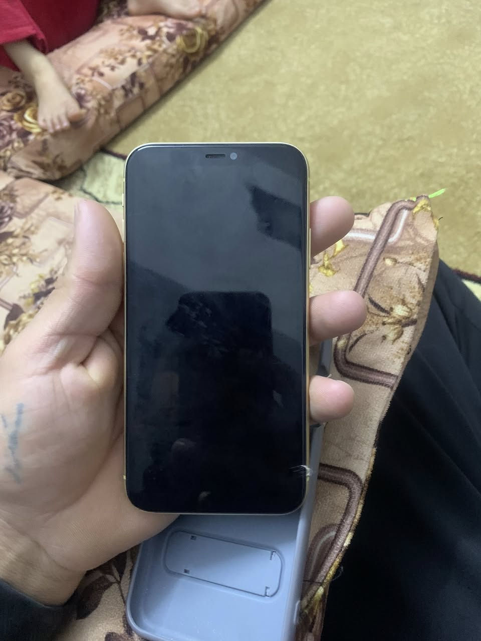 للبيع آيفون ١١ذاكره ٦٤البطاريه ١٠٠ الجهاز فيس إيدي ما يشتغل والباقي كله شغال السعر١٣٠/

***********
