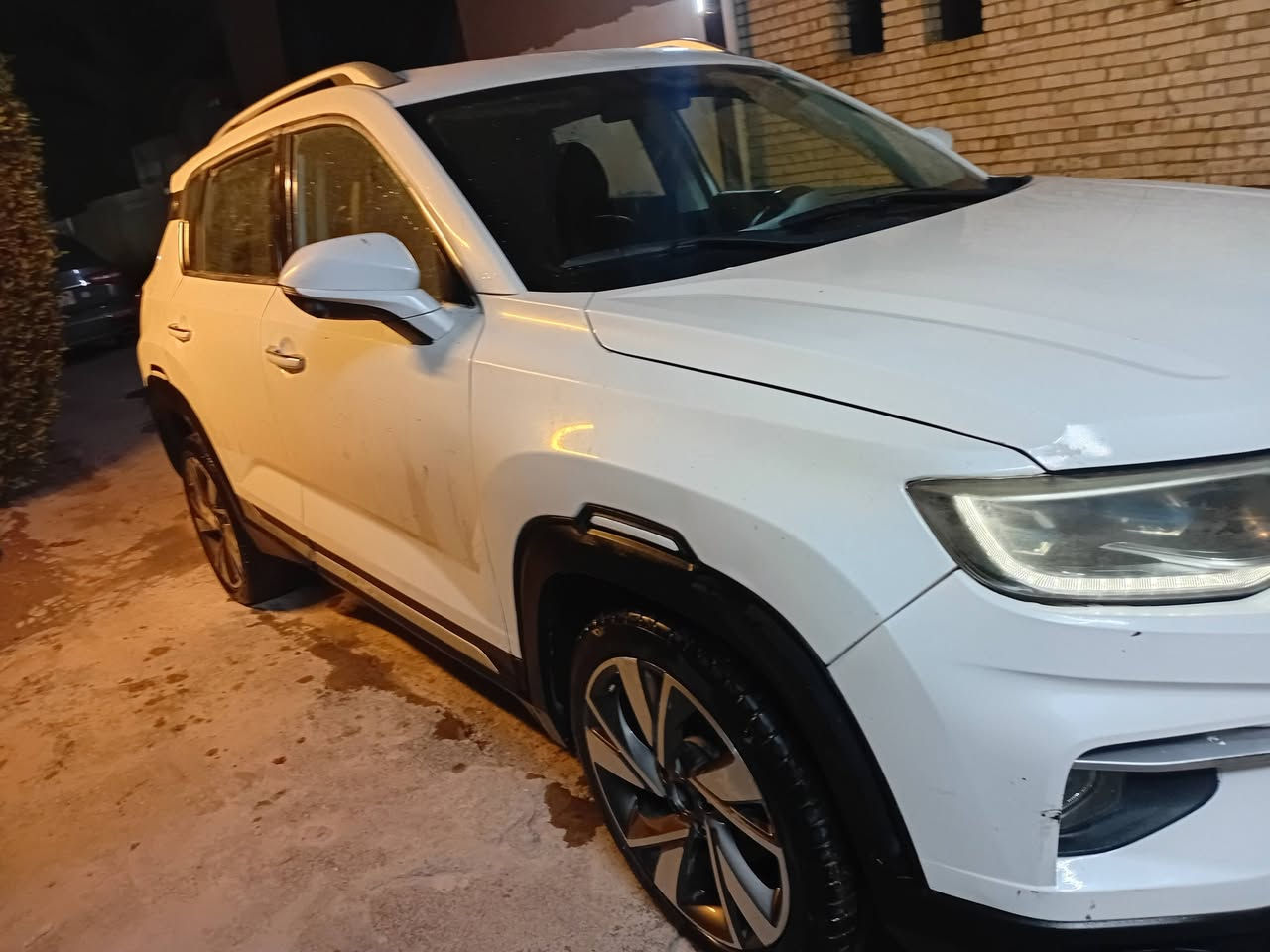 شانجان cs35 موديل ٢٠٢١ ابلاص ماشيه ١٢٦ سياره نقصه اذان مال محرك وروله من صار مطر كامت اطلع صوط سياره تخم تاير جديد وكاله صدر جديد وكاله هيه بيه صبغ كم قطعه بس اني ابيعلك احزام محرك ١٤٠٠تيربو سياره بدون دواخل محرك يخبل لاشواصي وله لغت وسعره كلش مناسب التراي مالته تركيه سياره قفل 🔐 🔐 سعر نهائي من الاخير ١٣مليون و٨٥٠  يعني هذا سعره من الاخير وبله زحمه اكثر اوقات مامتواجد على فيس فه هذا رقمي (***********) مكان السياره الكراده
