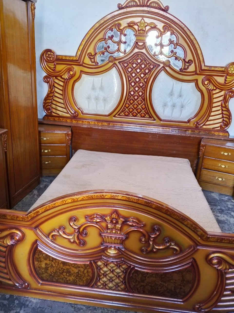 750غرفه اخت الجديده ست ابواب صاج داخل وخارج بغدادالحسينيه مال الراشديه وعندي توصيل *********** بغداد, العراق
