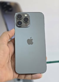 ايفون 13 برو ماكس • ٢٥٦ • بطاريه ٨٨%
